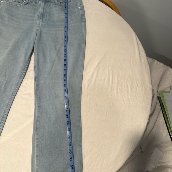 Paige Cindy Crop High Rise Straight Leg Jeans Women’s Size 29 Light Wash - Picture 5 of 7